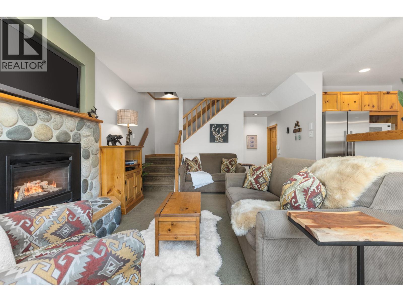 40 4737 Spearhead Drive, Whistler, British Columbia  V8E 1E7 - Photo 5 - R3131583