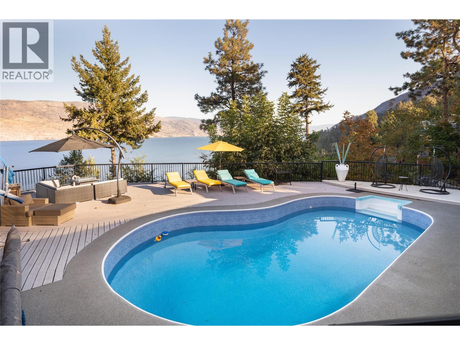 7192 Brent Road, Peachland, British Columbia  V0H 1X7 - Photo 8 - 10377698