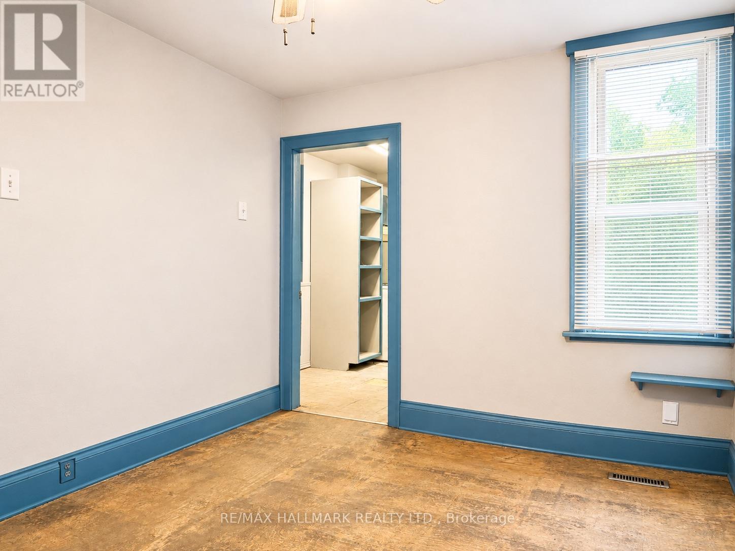 71 Boulton Avenue, Toronto, Ontario  M4M 2J4 - Photo 3 - E13235078