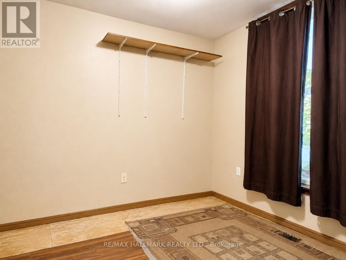 71 Boulton Avenue, Toronto, Ontario  M4M 2J4 - Photo 9 - E13235078