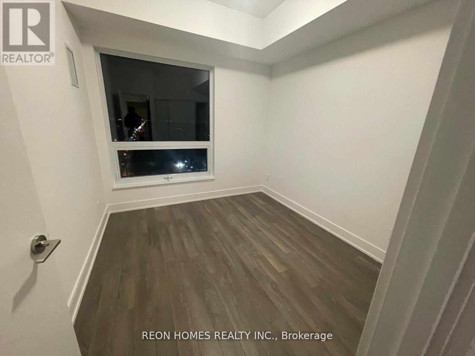 1010 - 1350 Ellesmere Road, Toronto, Ontario  M1P 0G6 - Photo 8 - E13235212