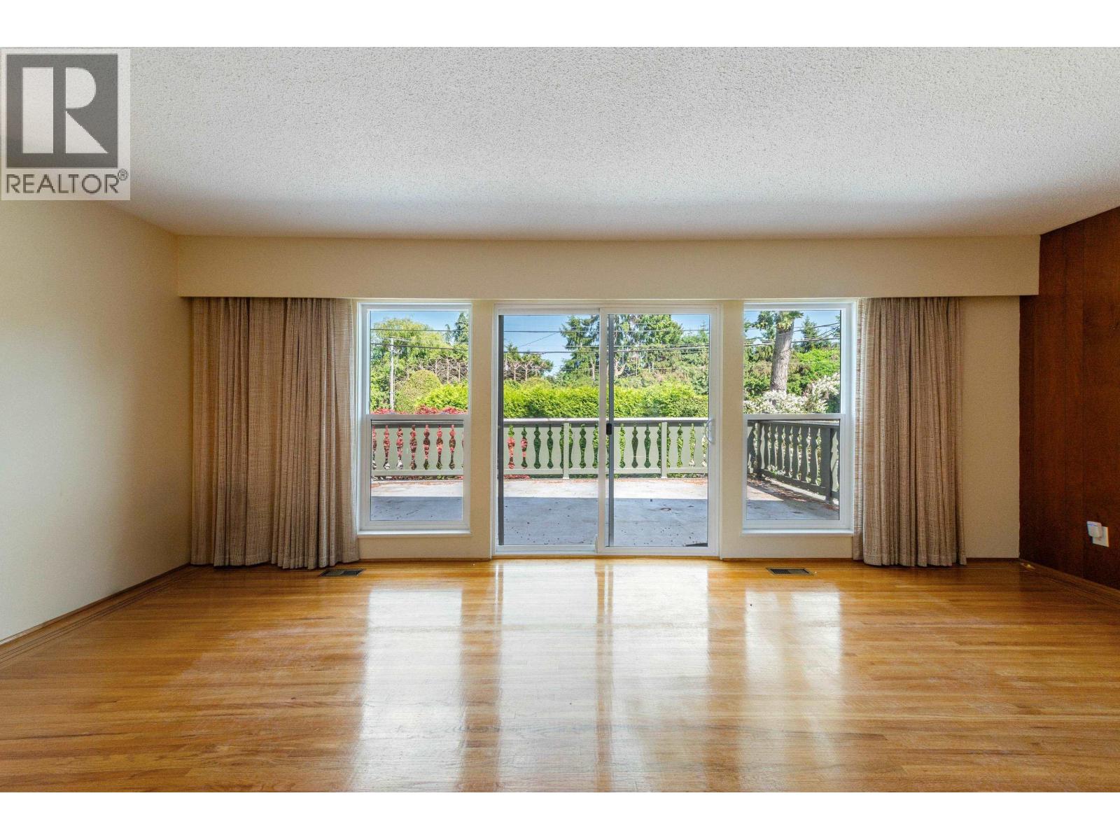 6311 No. 2 Road, Richmond, British Columbia  V7C 3L3 - Photo 5 - R3131612