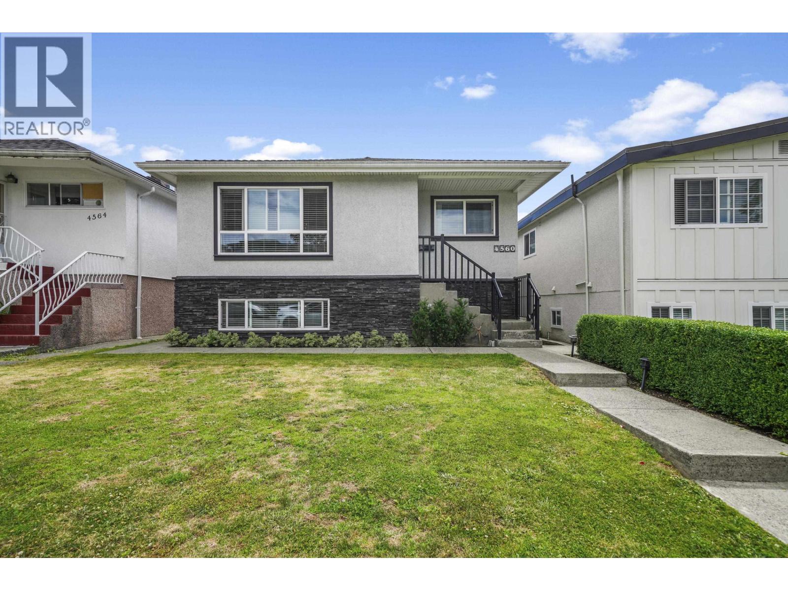 4560 PENDER STREET, Burnaby, British Columbia
