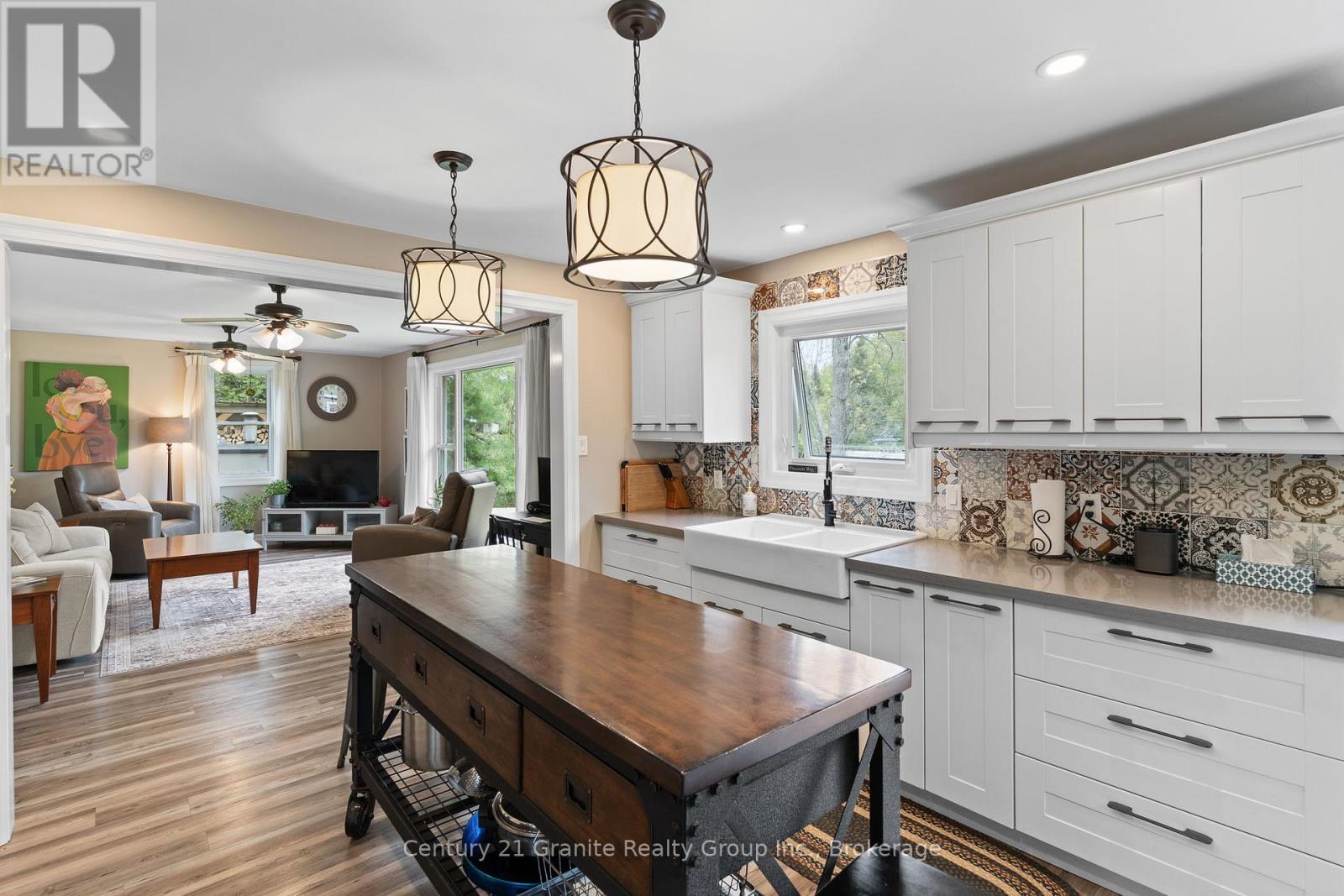 1063 Tiffany Lane, Minden Hills, Ontario  K0M 2K0 - Photo 8 - X13235116