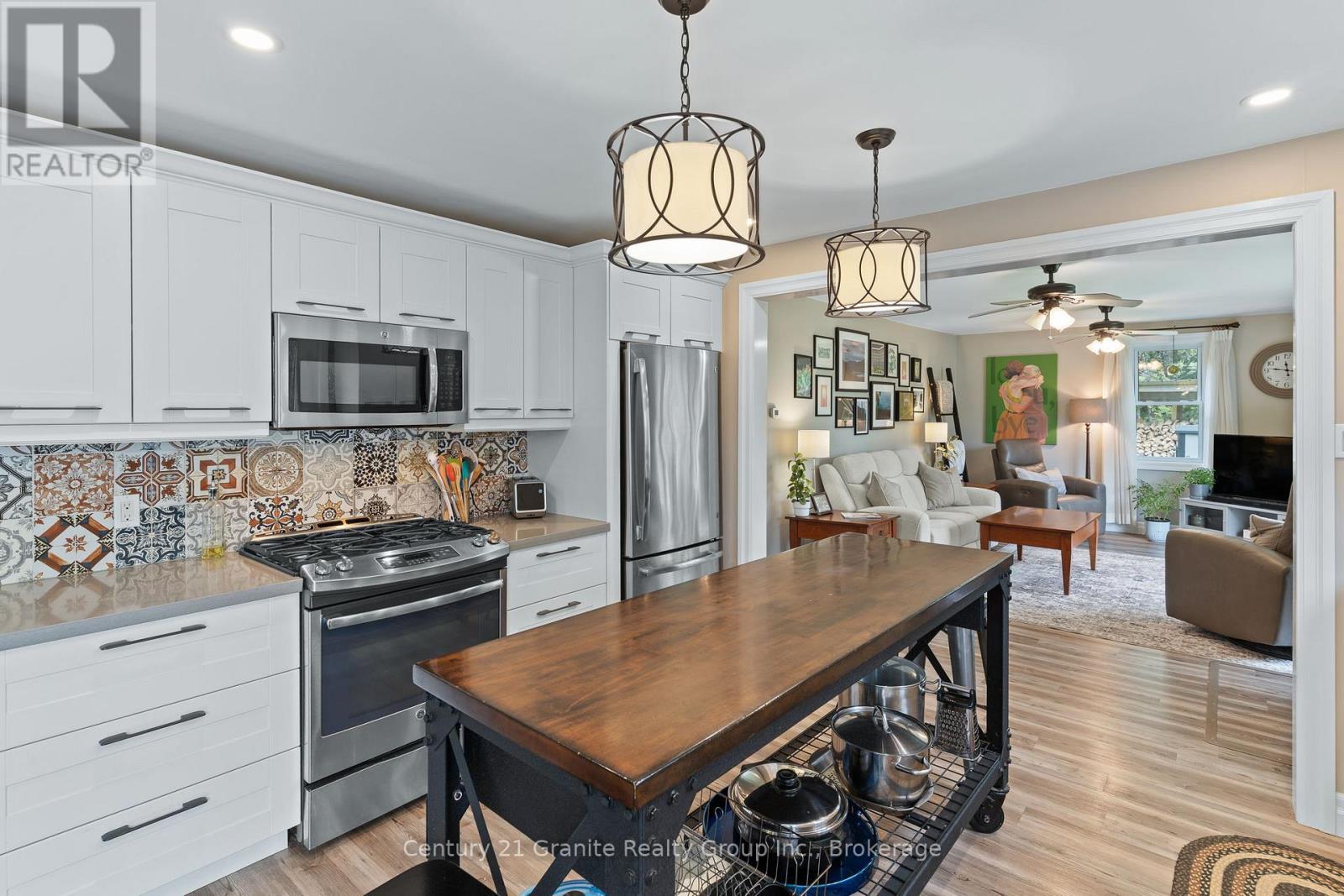 1063 Tiffany Lane, Minden Hills, Ontario  K0M 2K0 - Photo 9 - X13235116