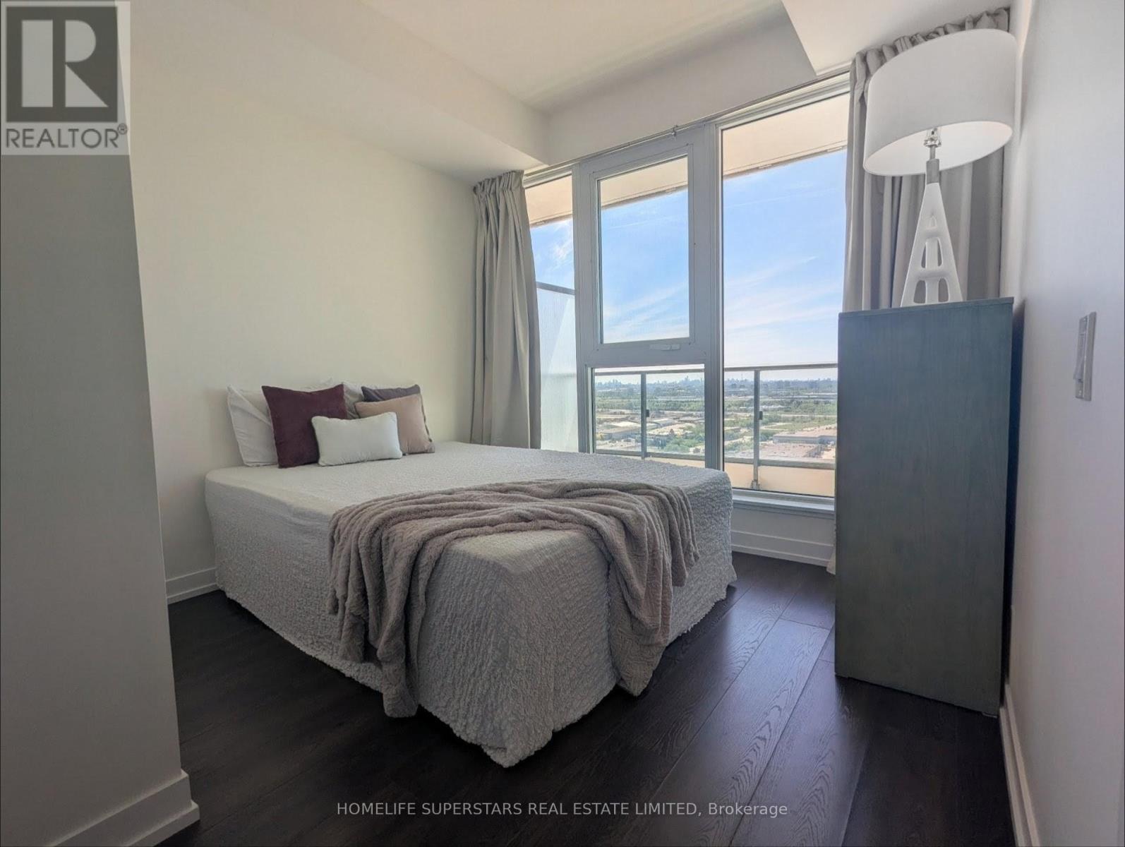 3005 - 5 Buttermill Avenue, Vaughan, Ontario  L4K 0J5 - Photo 3 - N13233198