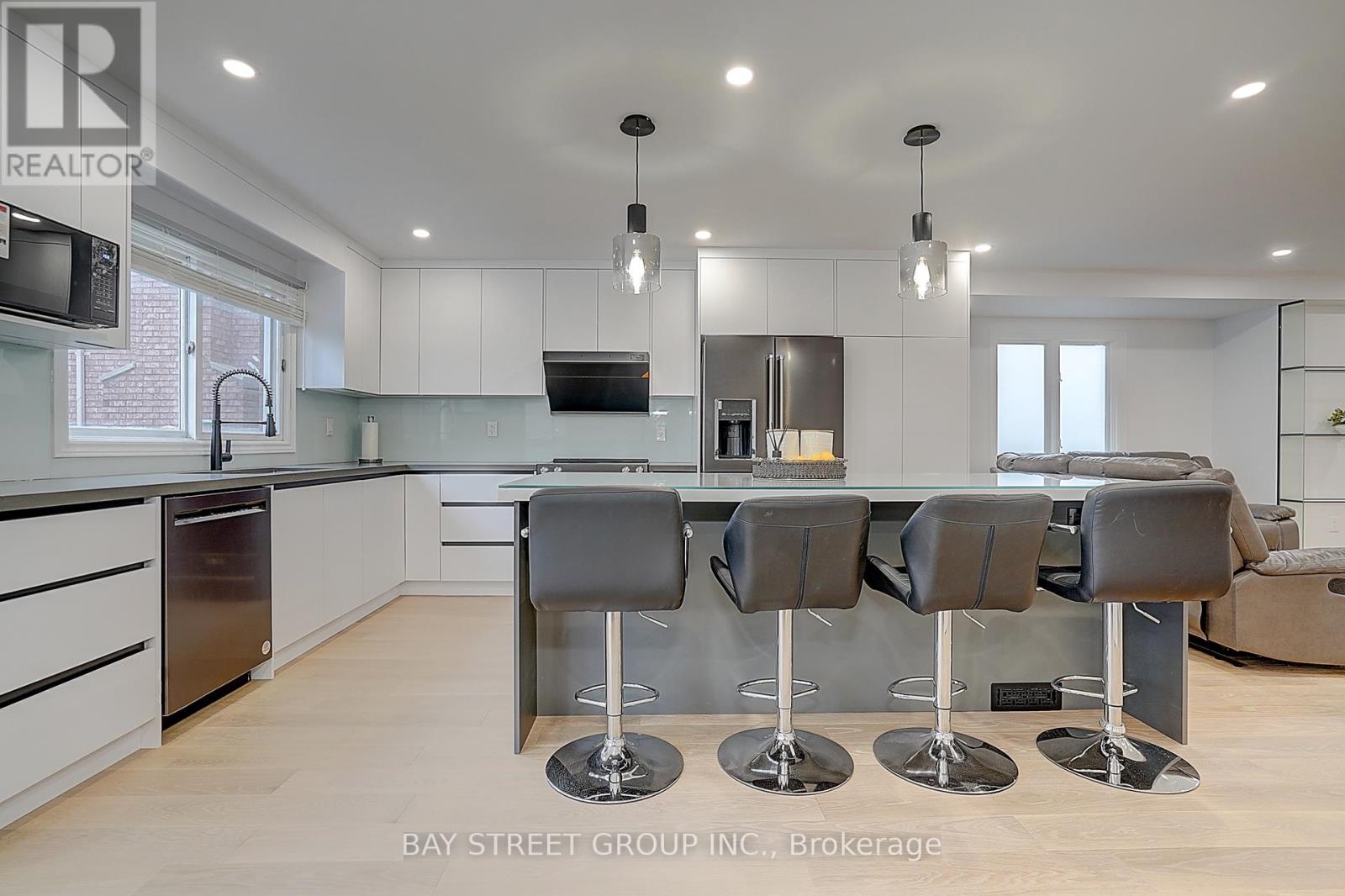 8 Mooreland Court, Markham, Ontario  L3P 7P8 - Photo 15 - N13235114
