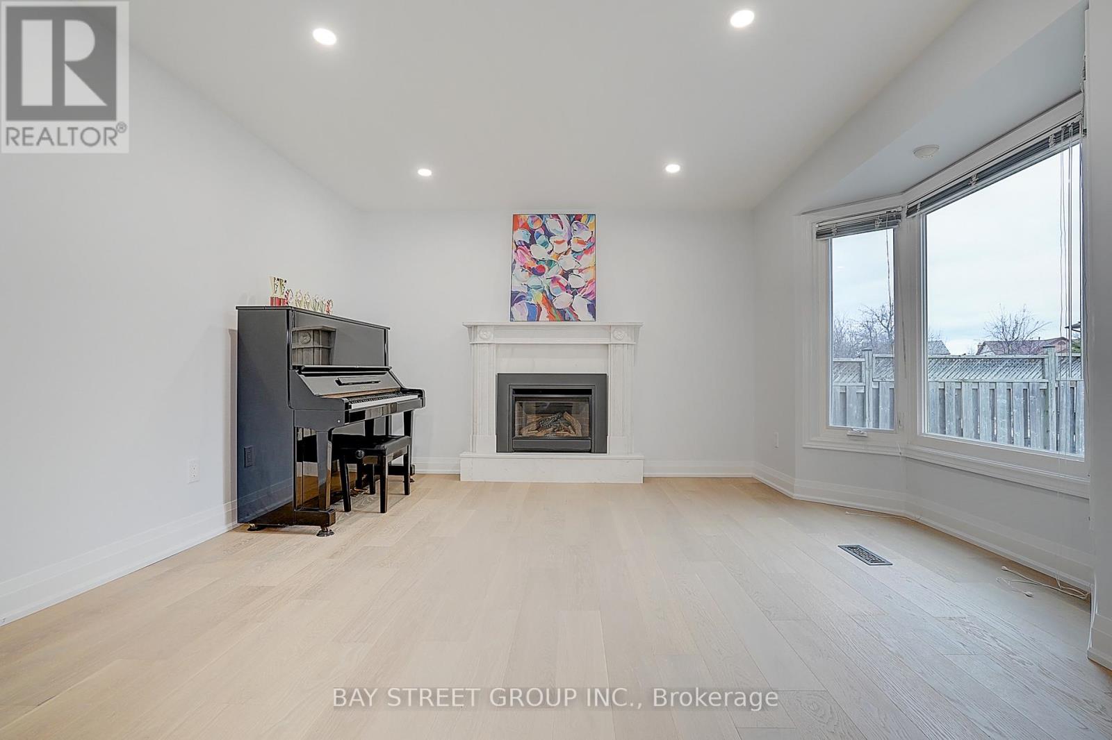 8 Mooreland Court, Markham, Ontario  L3P 7P8 - Photo 19 - N13235114