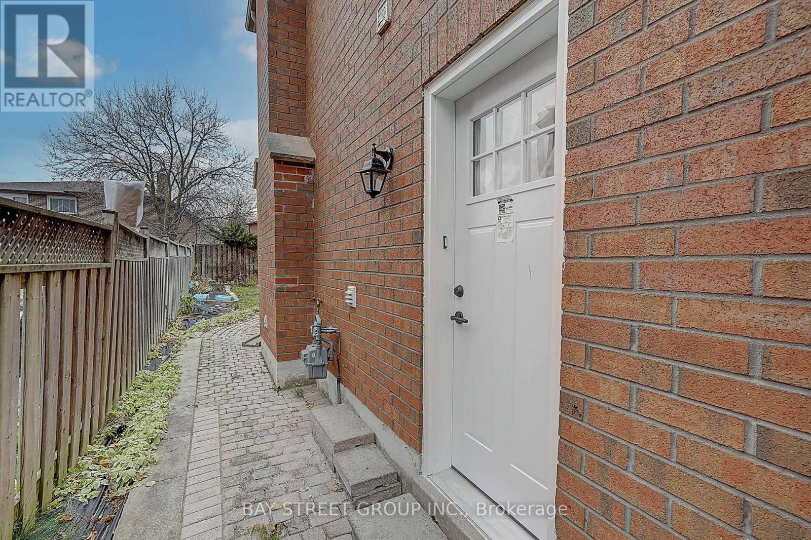 8 Mooreland Court, Markham, Ontario  L3P 7P8 - Photo 40 - N13235114