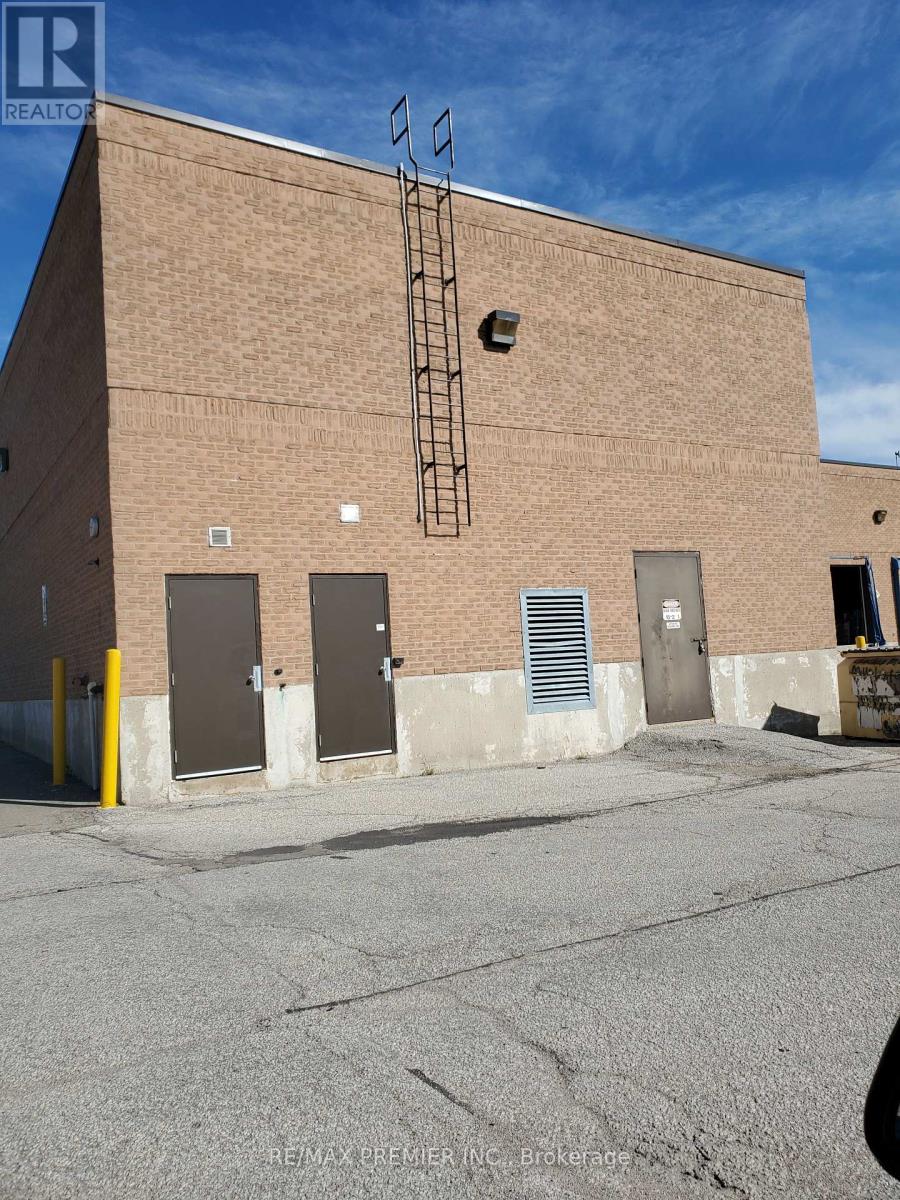 4 - 1300 Alness Street, Vaughan, Ontario  L4K 2W6 - Photo 8 - N13235166