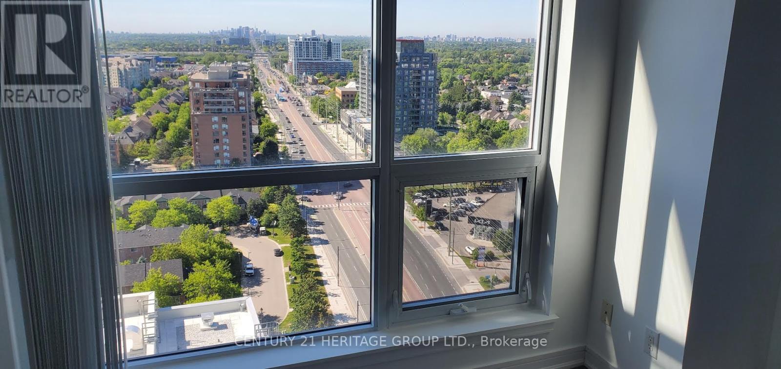 1909 - 9201 Yonge Street, Richmond Hill, Ontario  L4C 6Z2 - Photo 7 - N13235214
