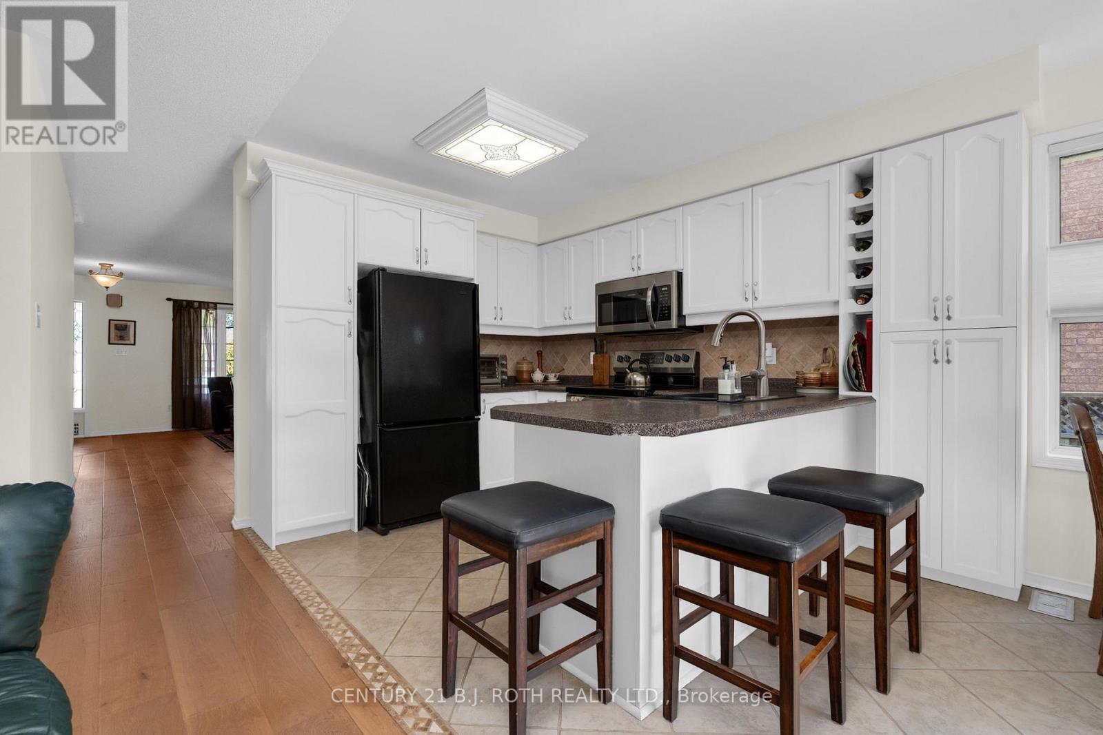 303 Coxmill Road, Barrie, Ontario  L4N 8V3 - Photo 10 - S13235136
