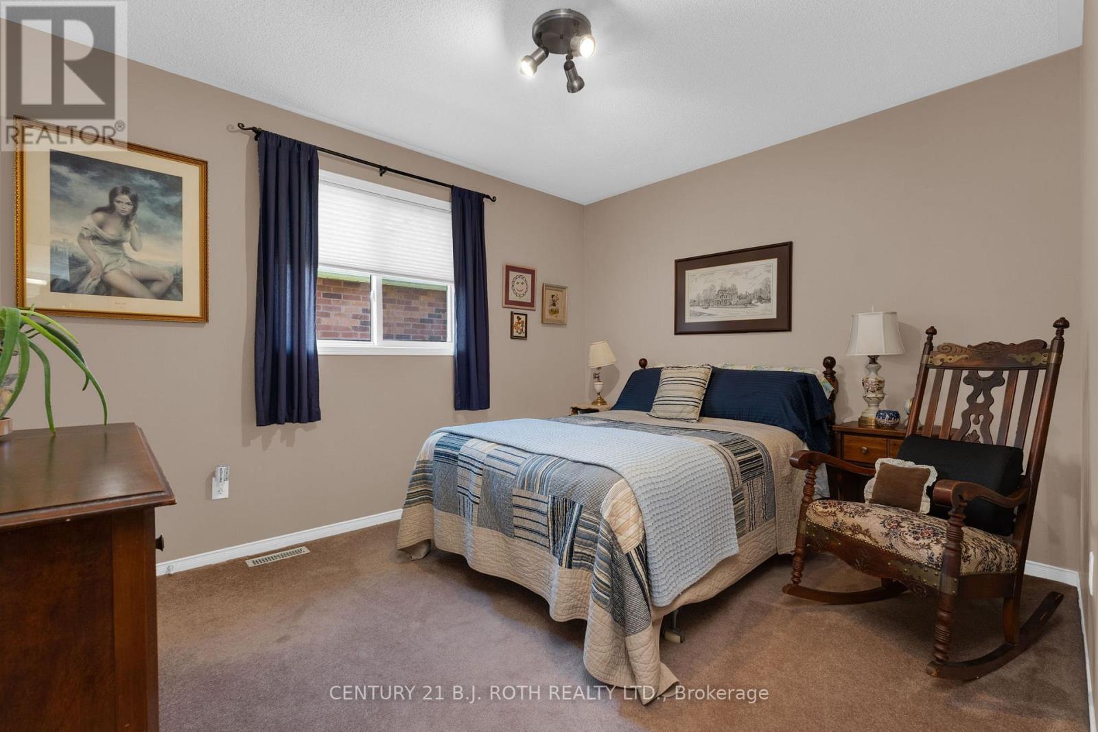 303 Coxmill Road, Barrie, Ontario  L4N 8V3 - Photo 19 - S13235136