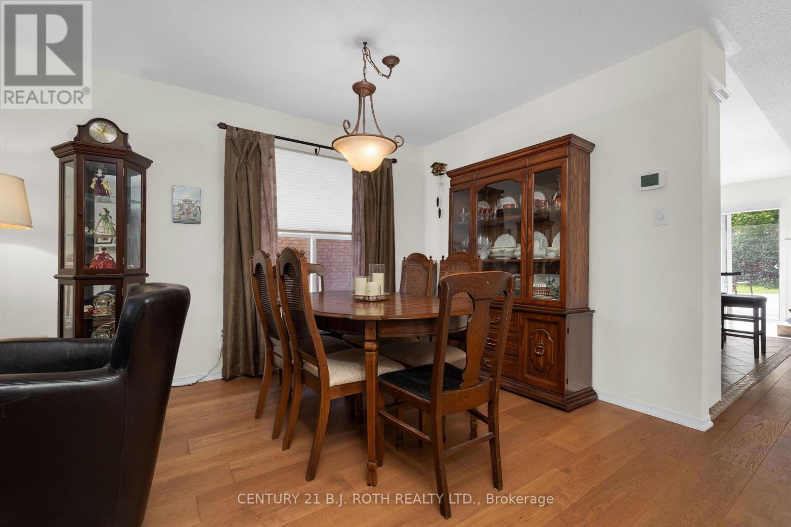 303 Coxmill Road, Barrie, Ontario  L4N 8V3 - Photo 6 - S13235136