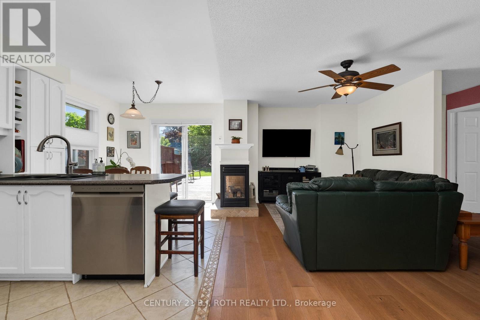 303 Coxmill Road, Barrie, Ontario  L4N 8V3 - Photo 8 - S13235136