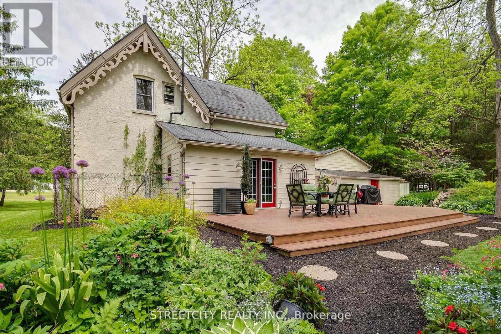 38803 Talbot Line, Southwold, Ontario  N5P 3T2 - Photo 4 - X13235168