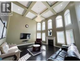 7 TANDEM Court, Ancaster, Ontario