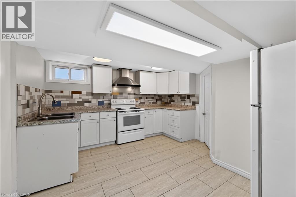 380 East 18th Street Unit# B, Hamilton, Ontario  L9A 4R1 - Photo 4 - 40836333