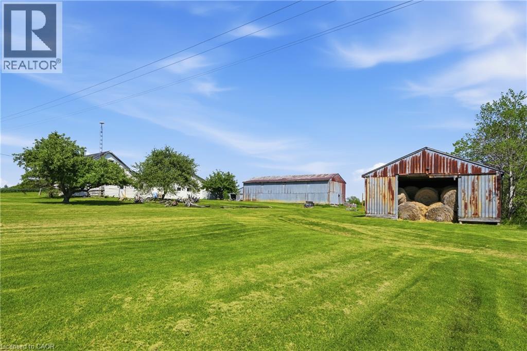 5153 Berry Road, Binbrook, Ontario  L0R 1C0 - Photo 10 - 40836199
