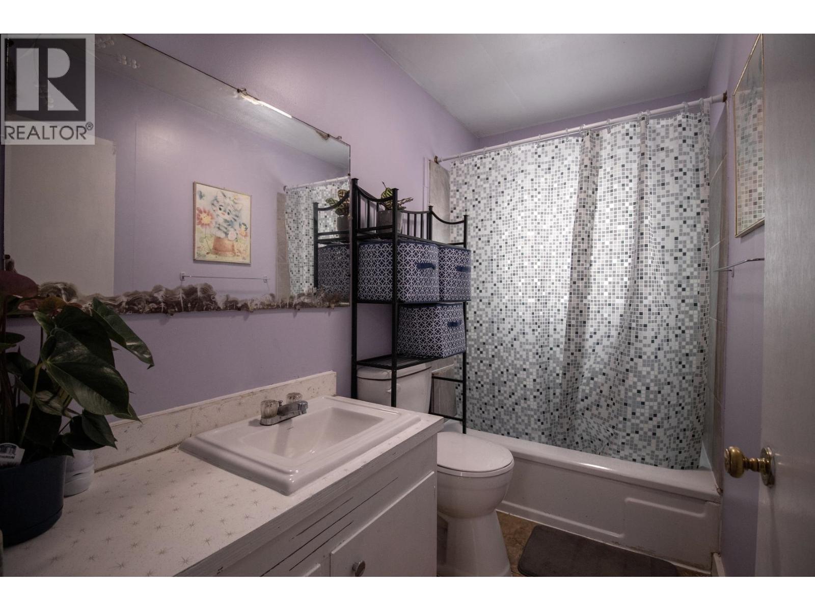 10220 96 Avenue, Fort St. John, British Columbia  V1J 1L4 - Photo 12 - R3131635