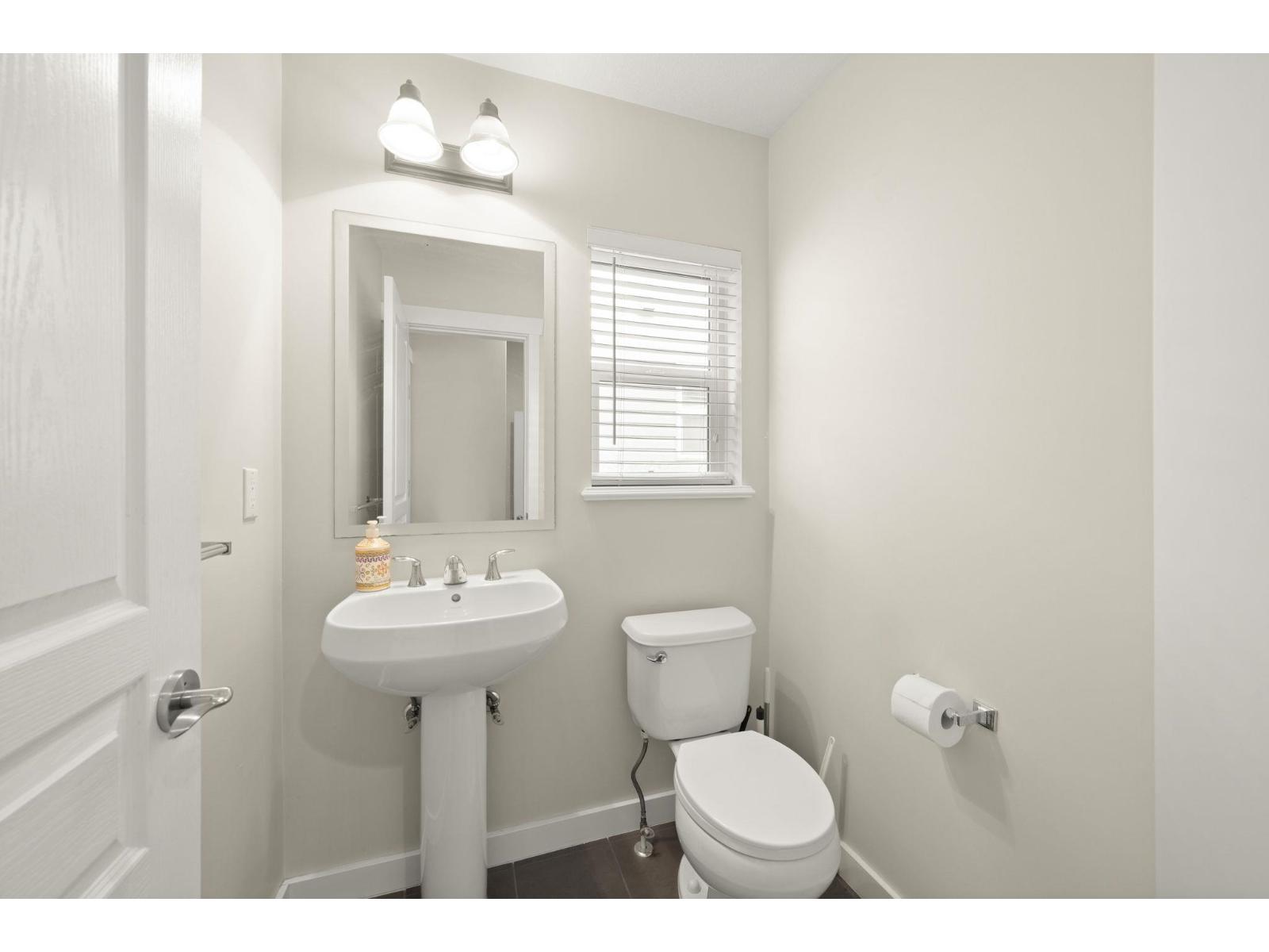 8179 212 Street, Langley, British Columbia  V2Y 2C9 - Photo 14 - R3131582