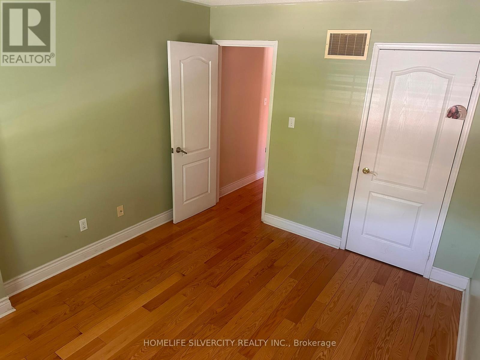 6 Silverbell Court, Brampton, Ontario  L7A 3V3 - Photo 15 - W13235120