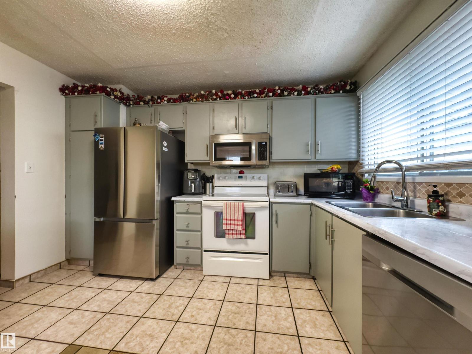 4721 45 St, Gibbons, Alberta  T0A 1N0 - Photo 10 - E4491493