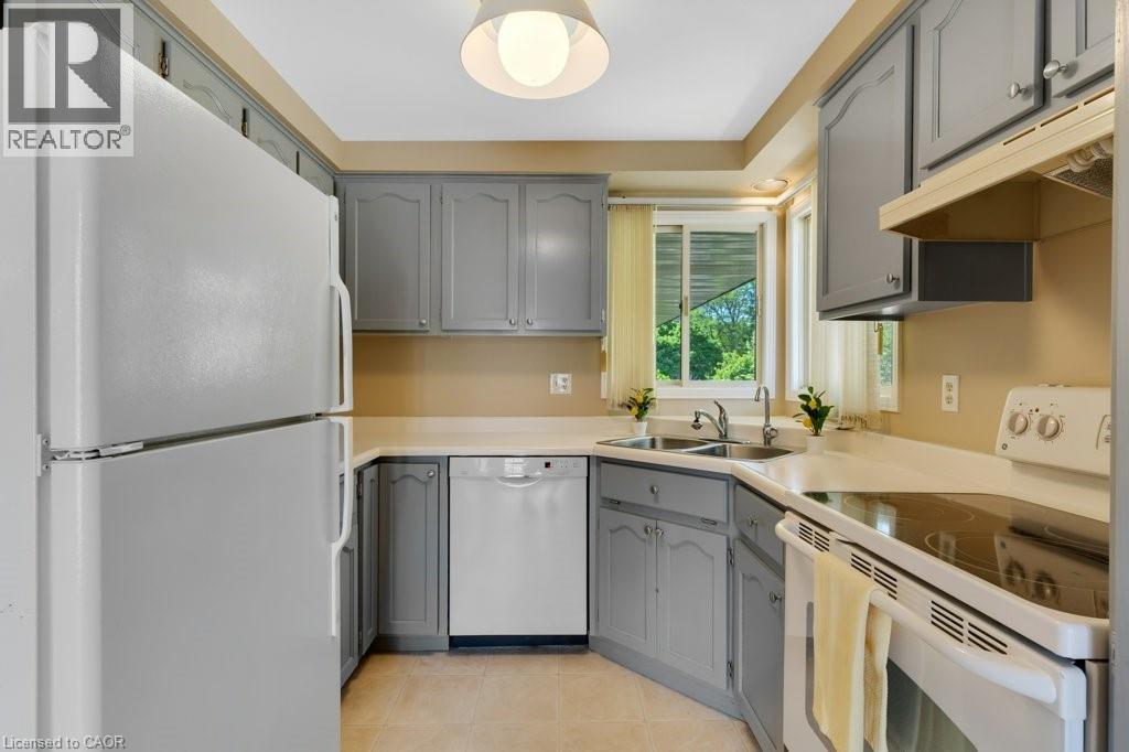 458 Beechwood Place Unit# 6, Waterloo, Ontario  N2T 1Y9 - Photo 5 - 40836178