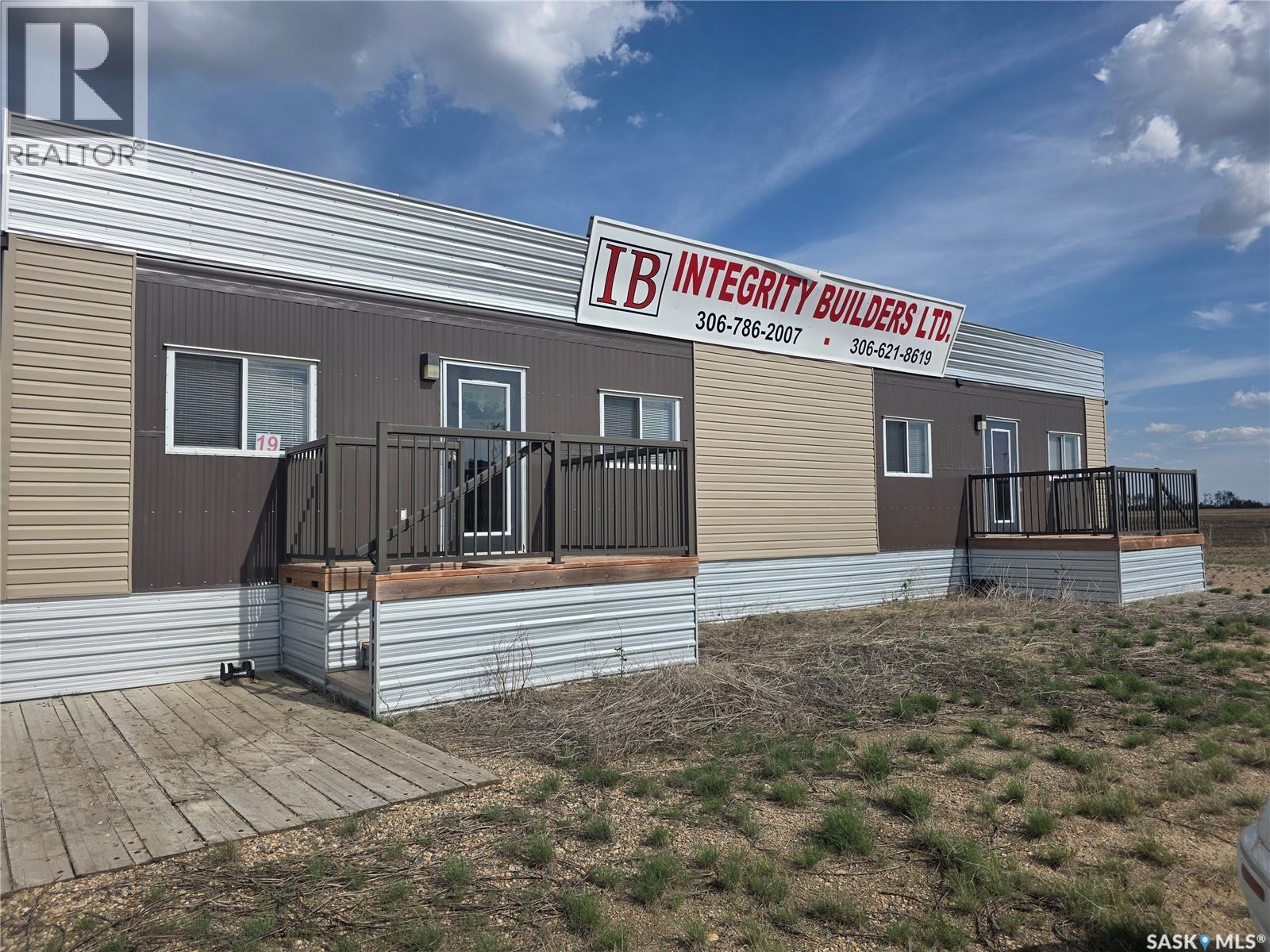 19 Rocky Mountain Way, Orkney Rm No. 244, Saskatchewan  S3N 4X5 - Photo 2 - SK038111