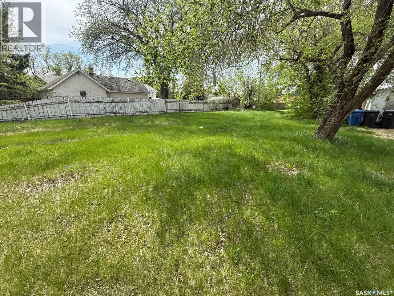 1521 103rd Street, North Battleford, Saskatchewan  S9A 1L4 - Photo 3 - SK038104