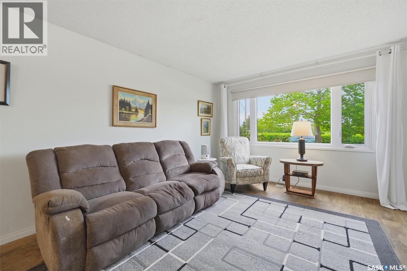 1306 Egbert Avenue, Saskatoon, Saskatchewan  S7N 1X7 - Photo 4 - SK037991