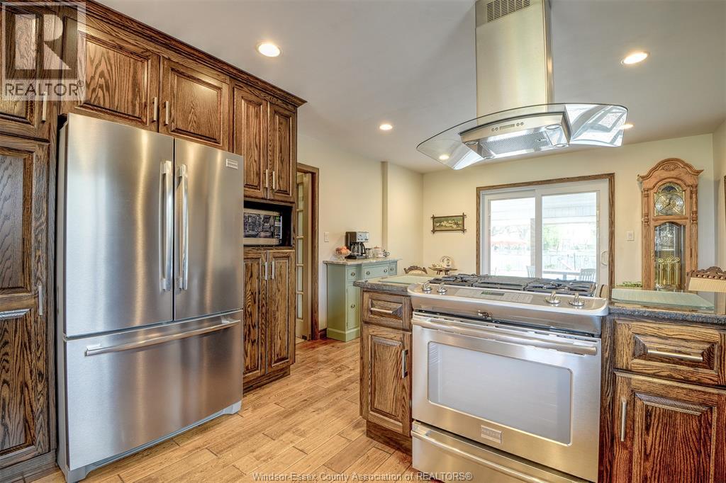 885 Front Road North, Amherstburg, Ontario  N9V 2V6 - Photo 30 - 26013007