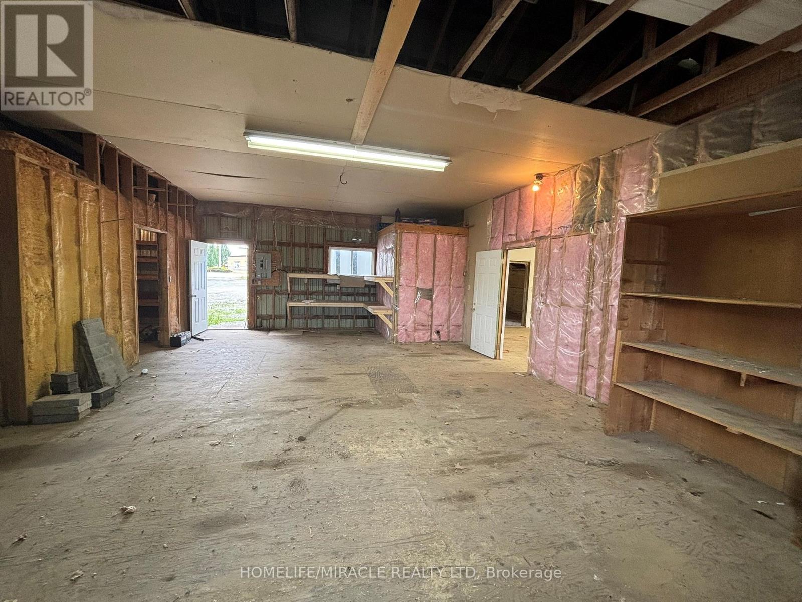 Shop - 1047 Parkinson Road, Woodstock, Ontario  N4S 7W3 - Photo 5 - X13235192