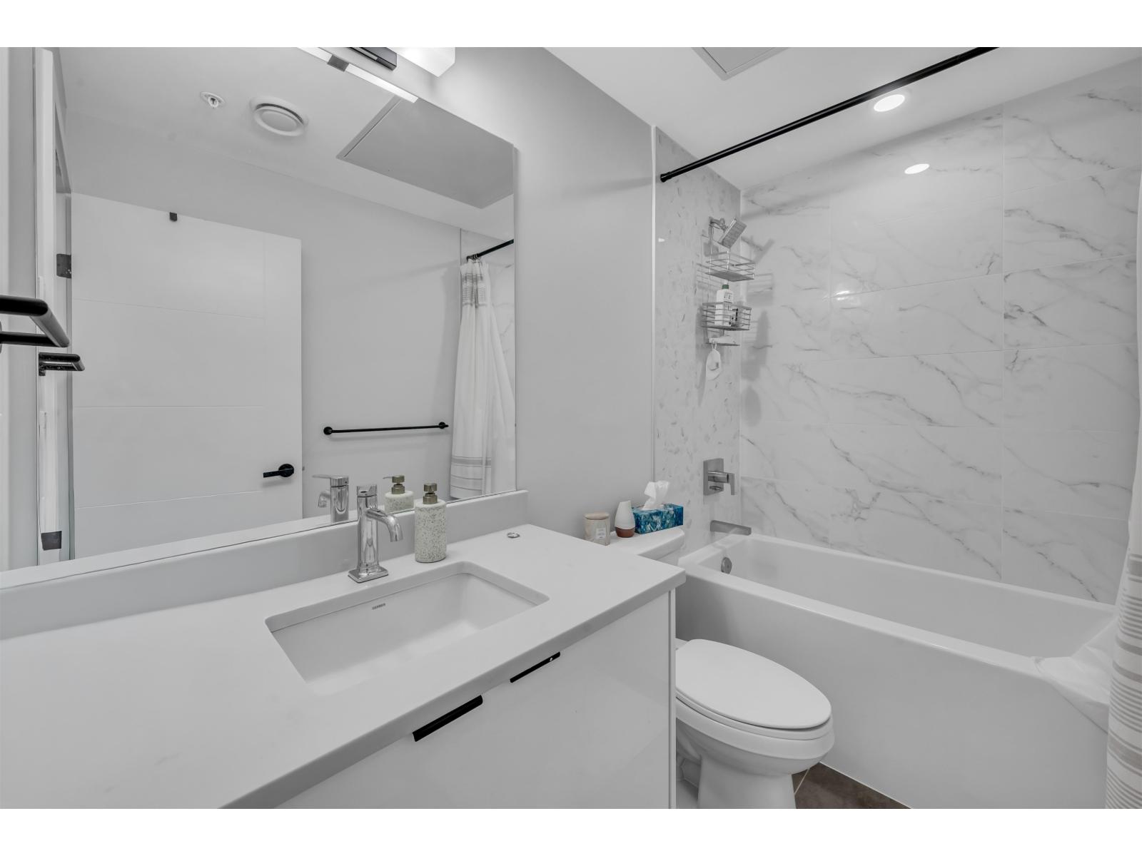 206 13458 95 Avenue, Surrey, British Columbia  V3V 0H1 - Photo 12 - R3131230