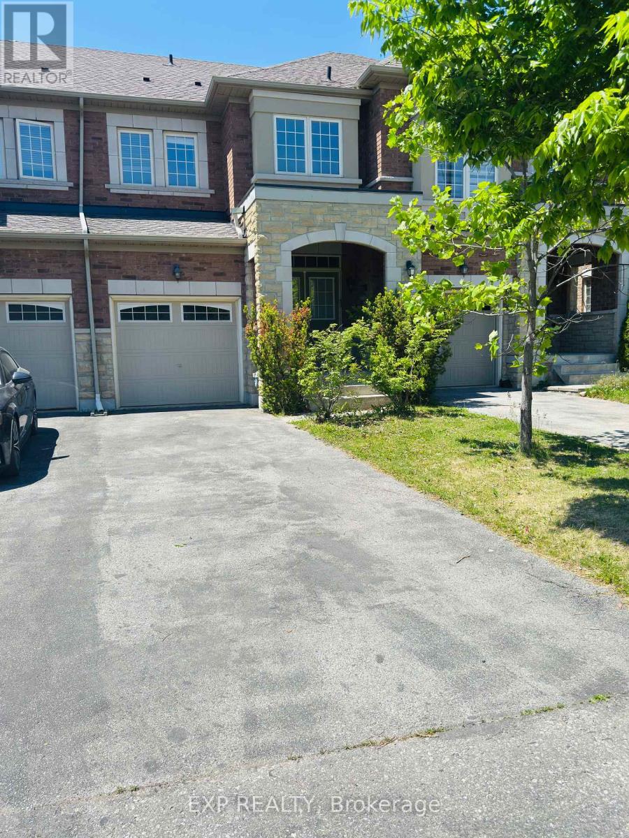 30 ISHERWOOD CRESCENT, Vaughan, Ontario