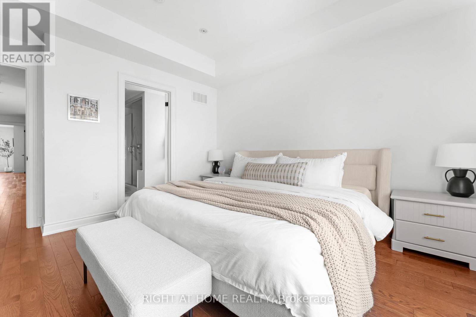 1068a Shaw Drive, Mississauga, Ontario  L5G 3Z4 - Photo 33 - W13127126