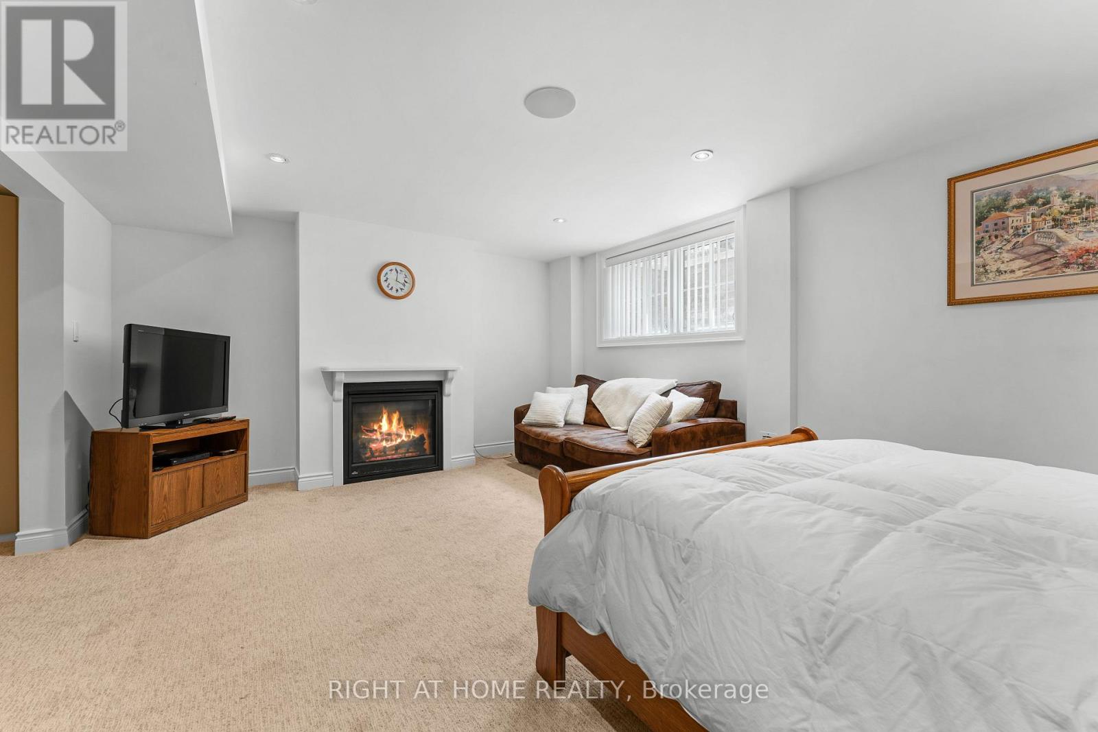 1068a Shaw Drive, Mississauga, Ontario  L5G 3Z4 - Photo 37 - W13127126