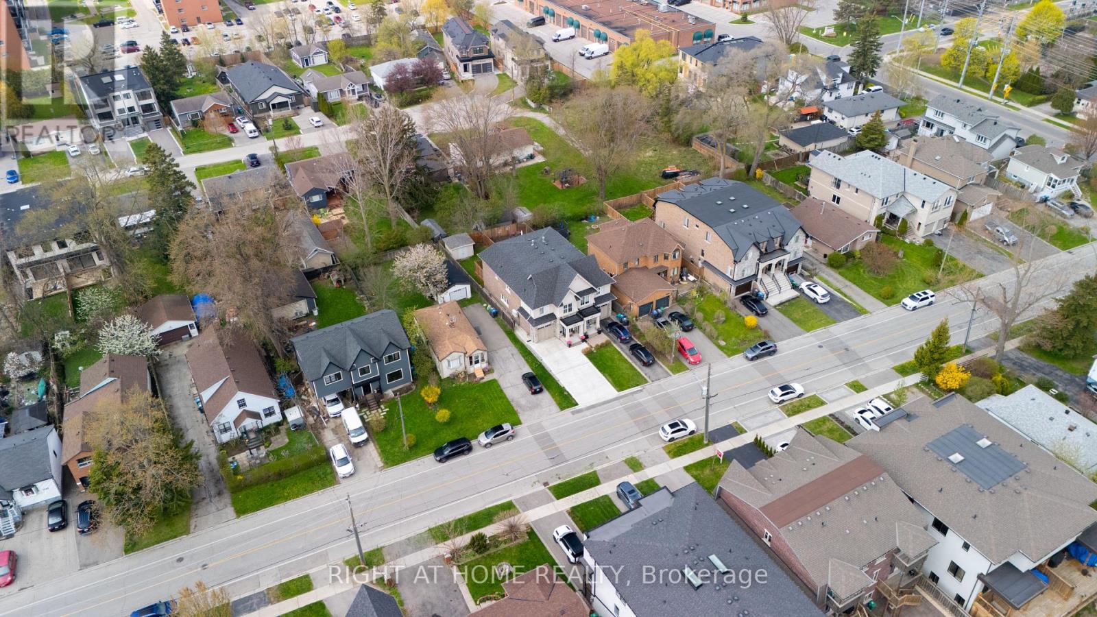 1068a Shaw Drive, Mississauga, Ontario  L5G 3Z4 - Photo 49 - W13127126