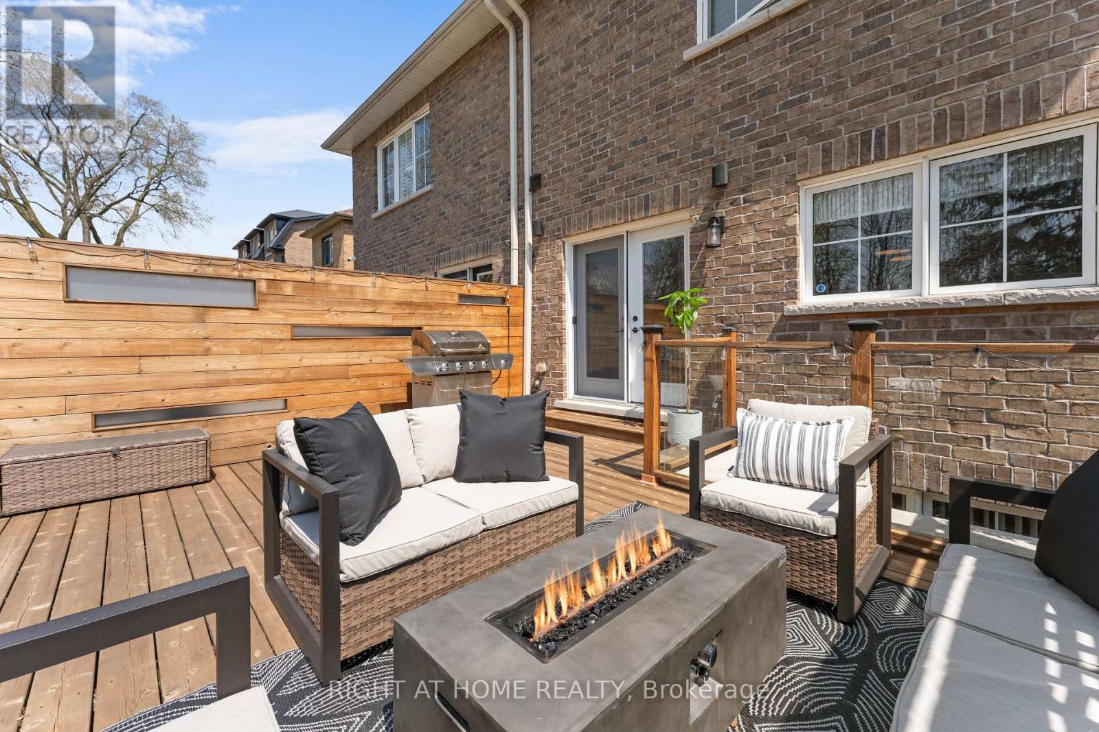 1068a Shaw Drive, Mississauga, Ontario  L5G 3Z4 - Photo 44 - W13127126