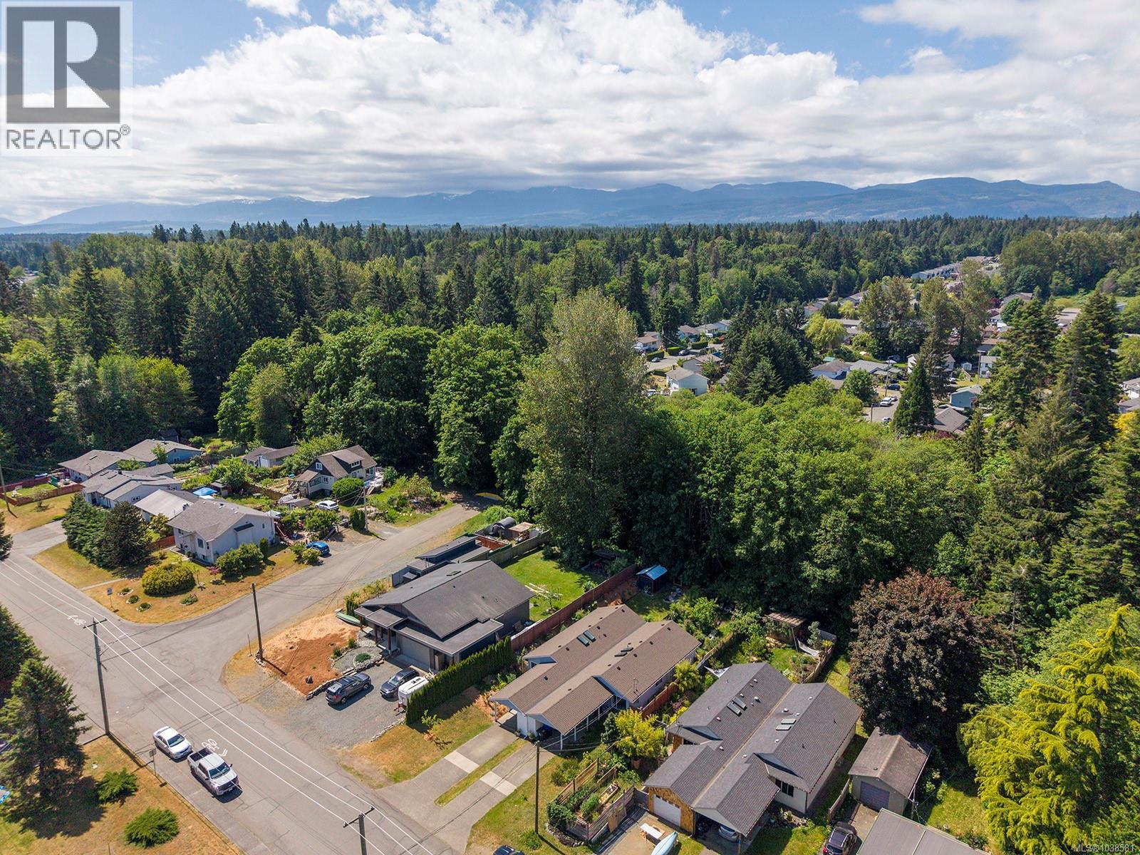 B 175 Willemar Ave, Courtenay, British Columbia  V9N 3L3 - Photo 31 - 1038581