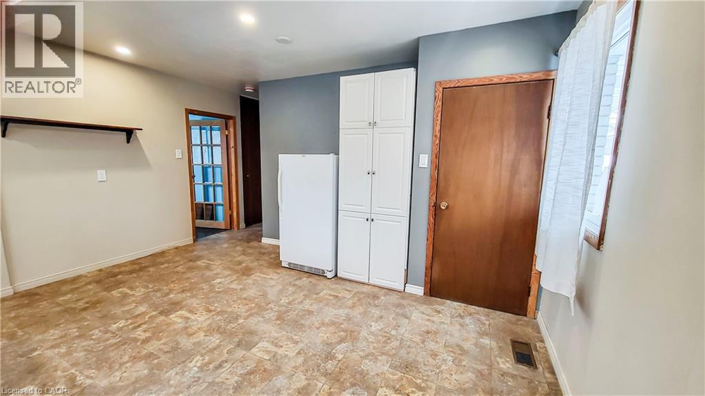 11 Duncairn Avenue, Kitchener, Ontario  N2M 4S5 - Photo 9 - 40835675