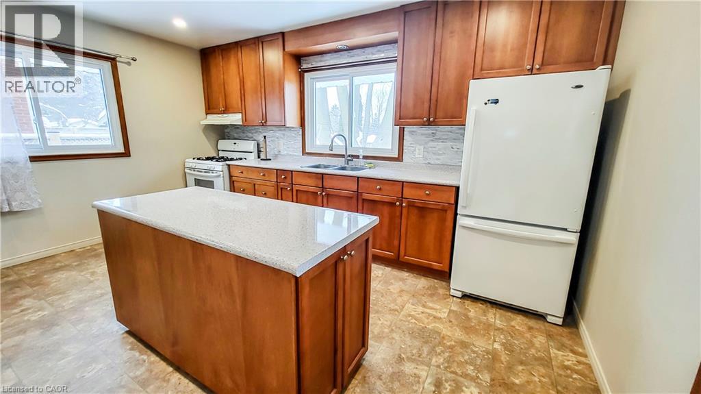 11 Duncairn Avenue, Kitchener, Ontario  N2M 4S5 - Photo 11 - 40835675