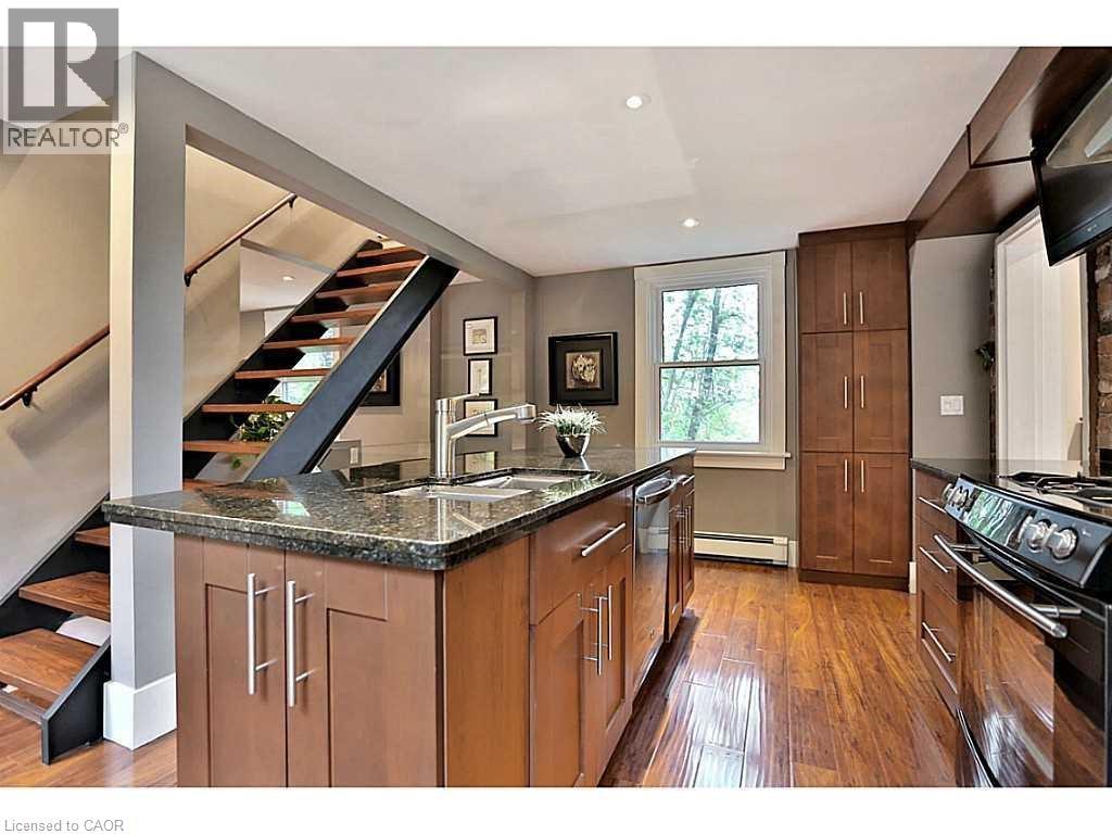 1276 Spring Gardens Road, Burlington, Ontario  L7T 1J8 - Photo 3 - 40836142