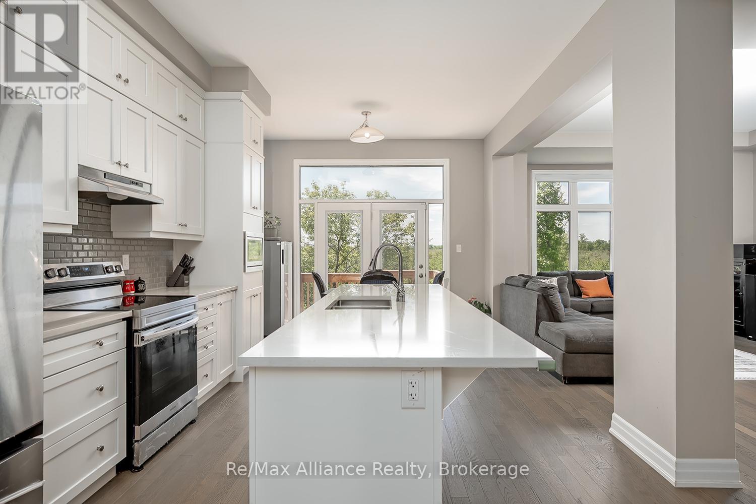 3291 Harasym Trail, Oakville, Ontario  L6M 5N6 - Photo 11 - W13235508