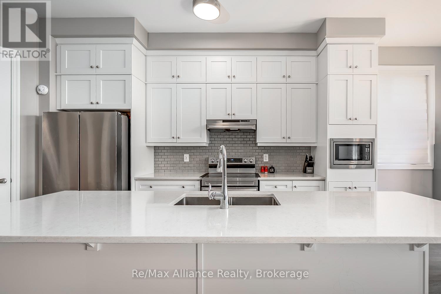 3291 Harasym Trail, Oakville, Ontario  L6M 5N6 - Photo 13 - W13235508