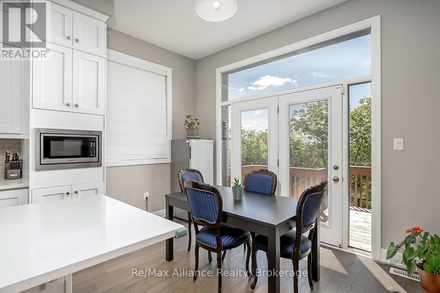 3291 Harasym Trail, Oakville, Ontario  L6M 5N6 - Photo 14 - W13235508