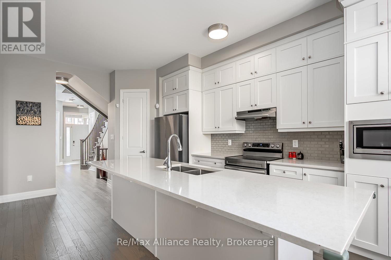 3291 Harasym Trail, Oakville, Ontario  L6M 5N6 - Photo 15 - W13235508