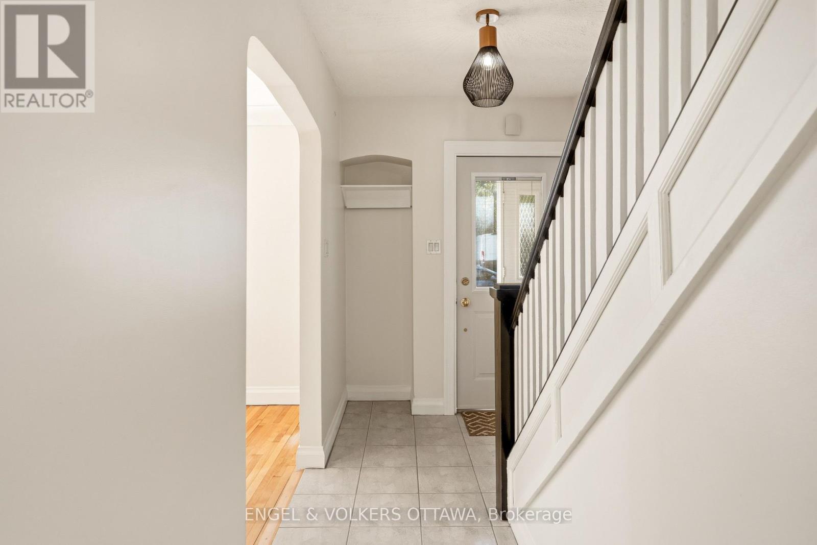 392 Piccadilly Avenue N, Ottawa, Ontario K1Y 0H4 - Photo 5 - X13235350