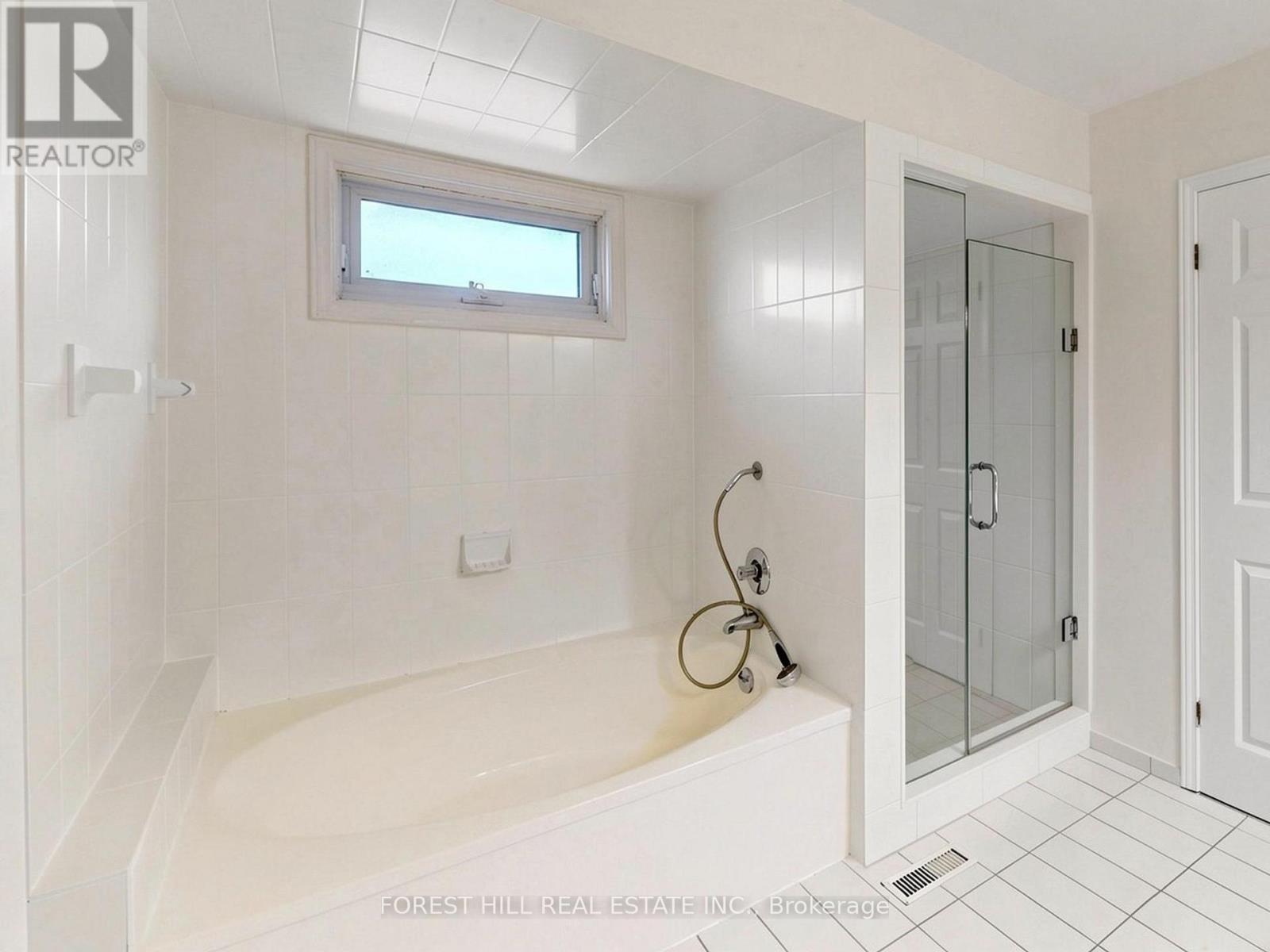 54 Pennock Crescent, Markham, Ontario  L3R 3M4 - Photo 24 - N13224062