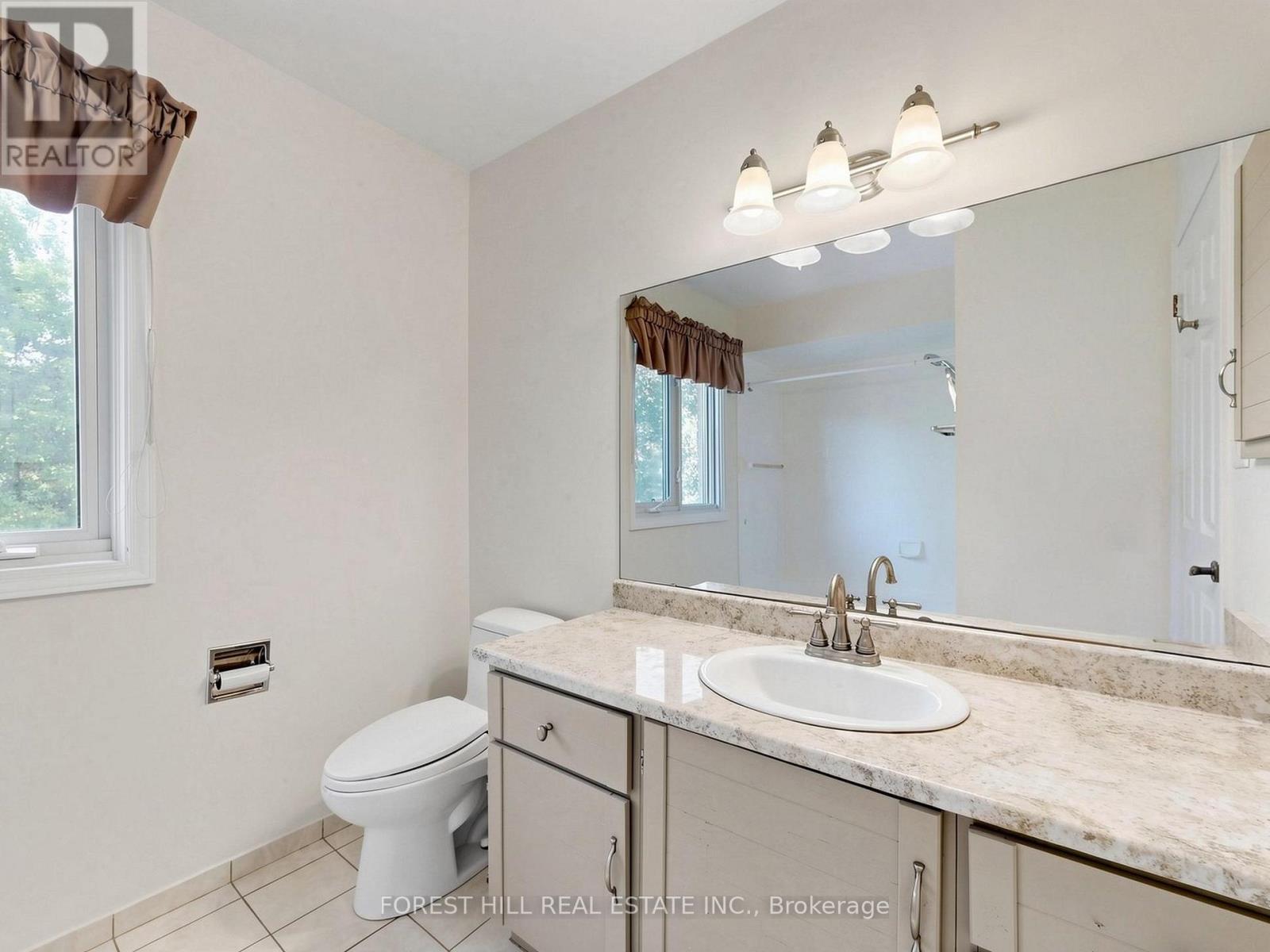 54 Pennock Crescent, Markham, Ontario  L3R 3M4 - Photo 31 - N13224062